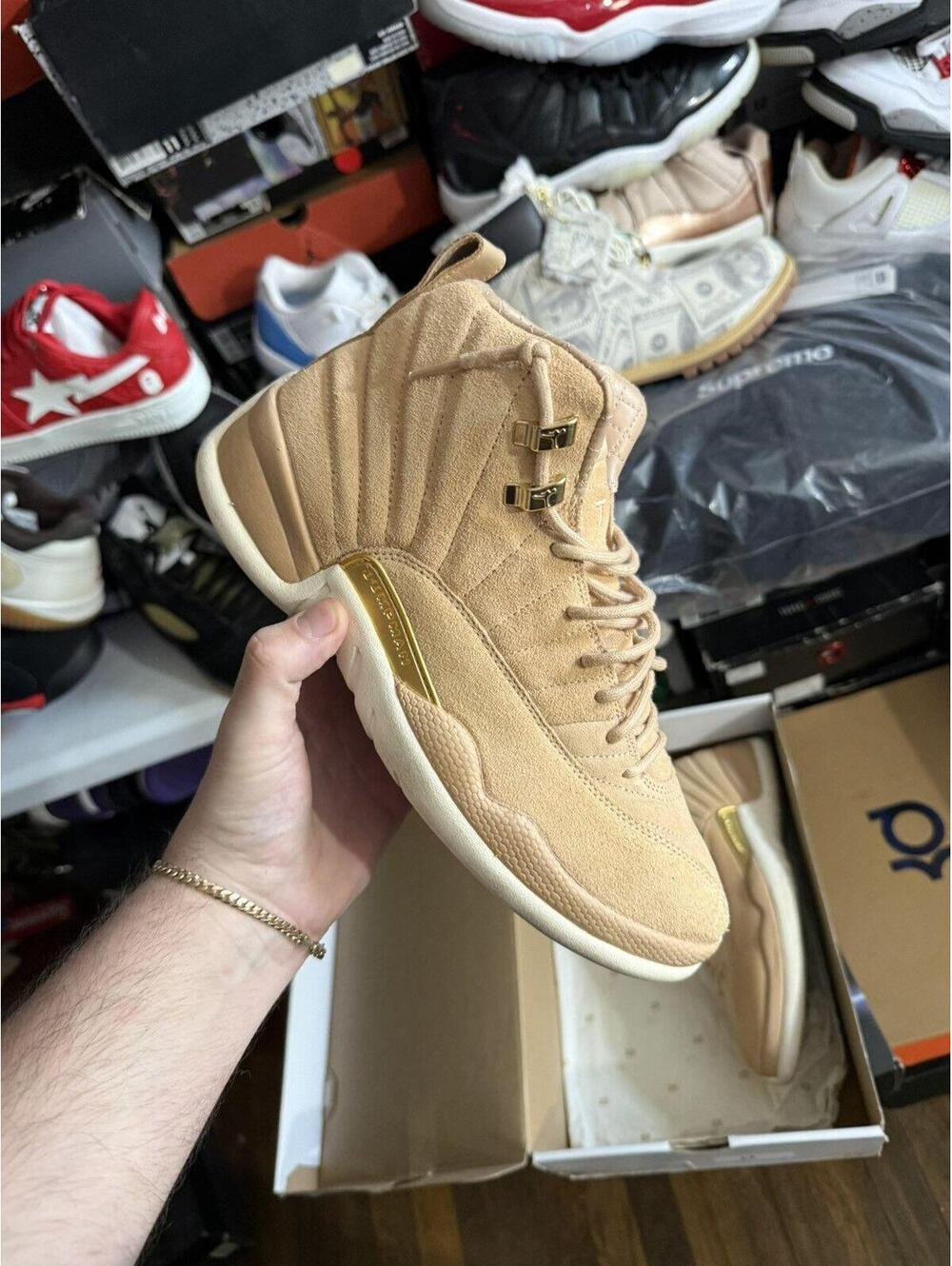 Jordan retro 12 vanchetta tan sz 8